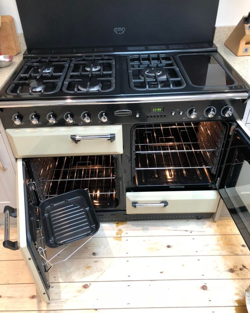 481060116_1706459053558778_4751806606022254221_n